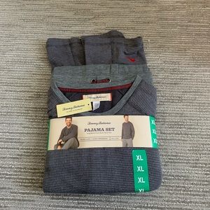NWT Men’s Tommy Bahama lounge set.